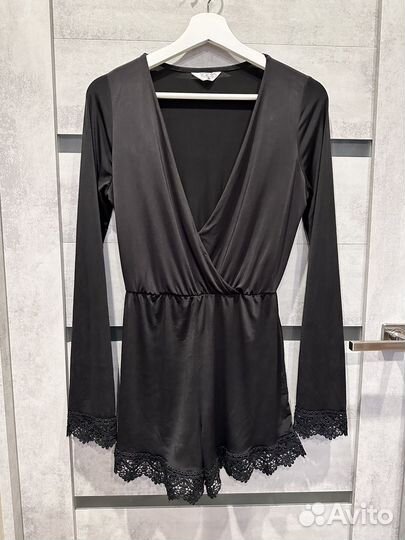 Комбинезон с кружевом