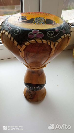 Картина на верблюжьей коже,выполненная красками