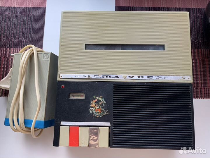 Катушечный магнитофон Комета-206