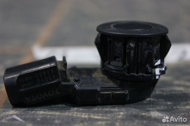 Датчик парковки задний - Toyota RAV 4