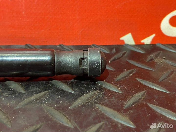 Амортизатор капота Daf XF105, Daf XF95