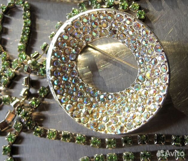 Винтажные броши СССР, Чехия