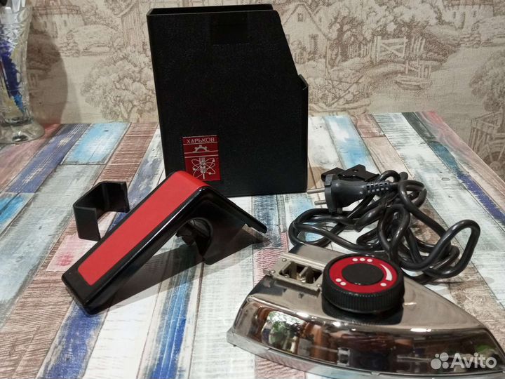 Мини утюг дорожный времëн СССР новый