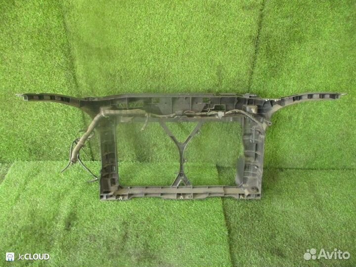 Рамка радиатора на mazda premacy crew LF-VE