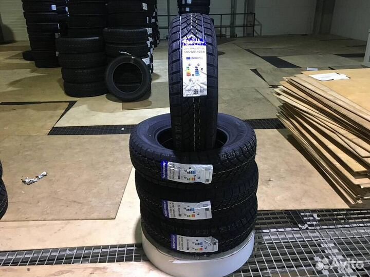 Windforce Snowblazer 225/70 R16 107T