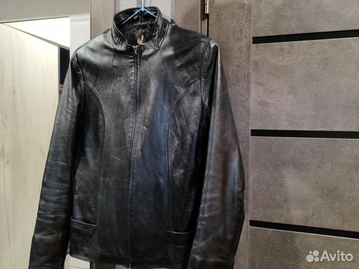 Куртка кожаная женская 44-46