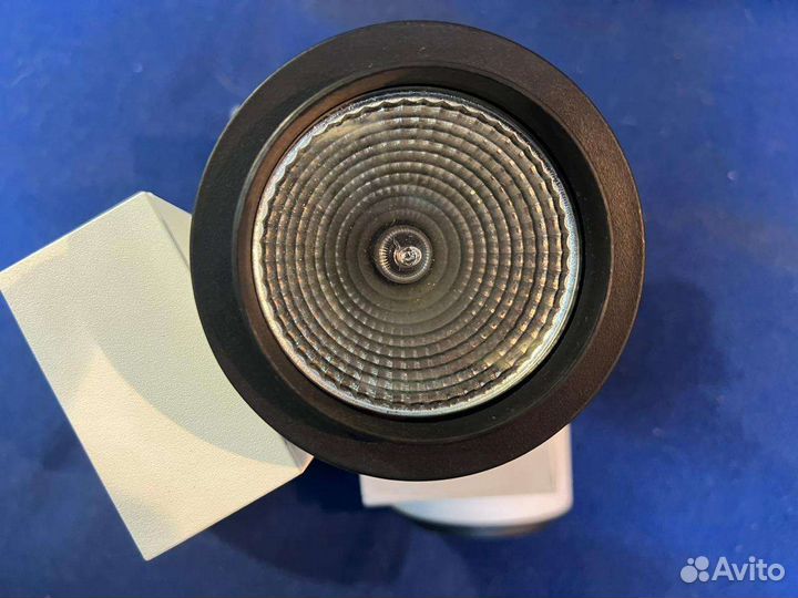 Трековые светильники бу