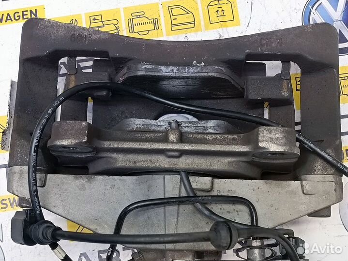 Суппорт передний правый Ауди A6 А6 C6 С6 4F0615124