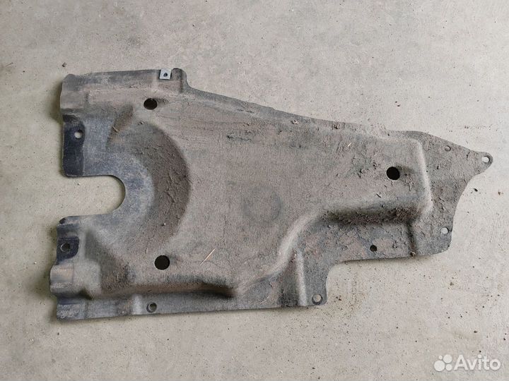 Защита днища Volkswagen Touareg 3 2019 4M4825214D