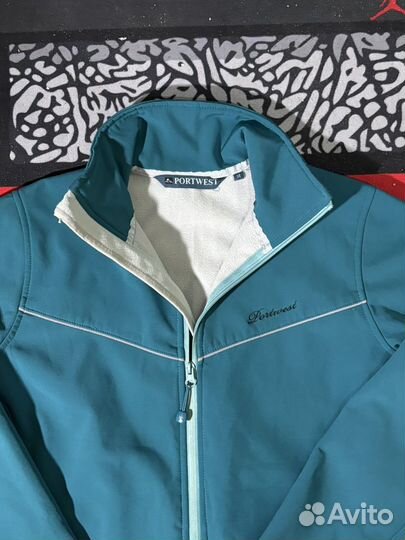 Ветровка женская Softhell