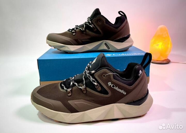 Кроссовки Columbia модные