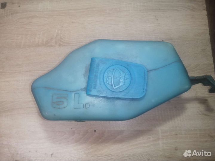 Бачок омывателя volkswagen passat b3