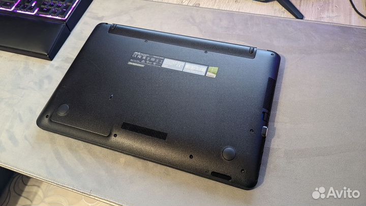 Ноутбук asus d541na