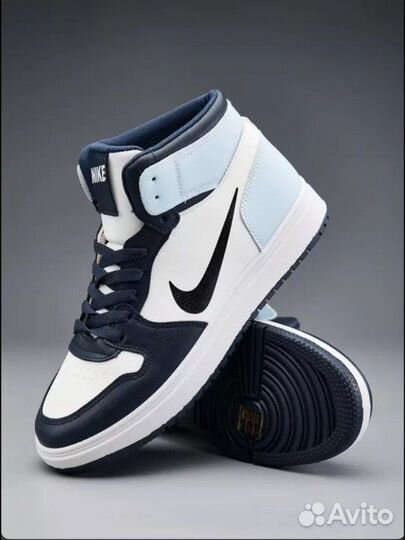 Nike Air Jordan 1 белые