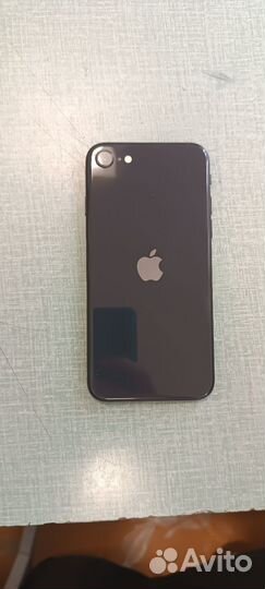 iPhone SE (2020), 128 ГБ