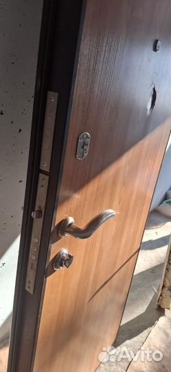 Дверь входная бу