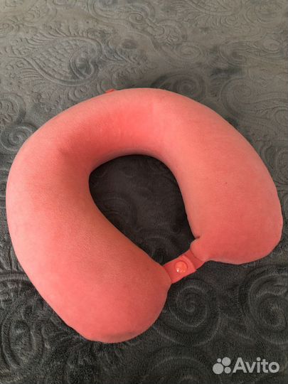 Подушка для путешествий