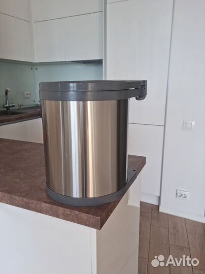 Мусорное ведро