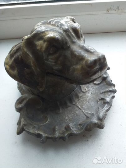 Старинные пепельницы, подсвечники, абажуры и кашпо