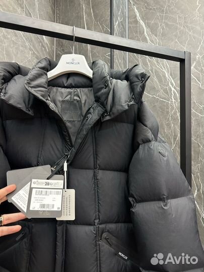 Пуховик moncler