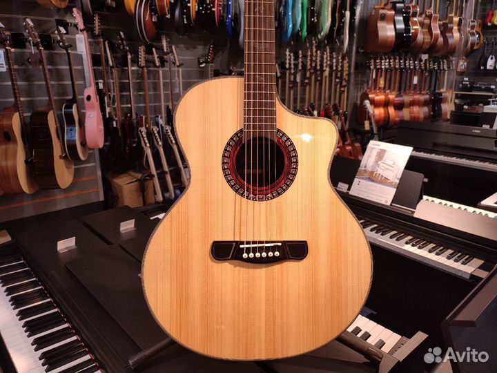 Акустическая гитара для начинающих