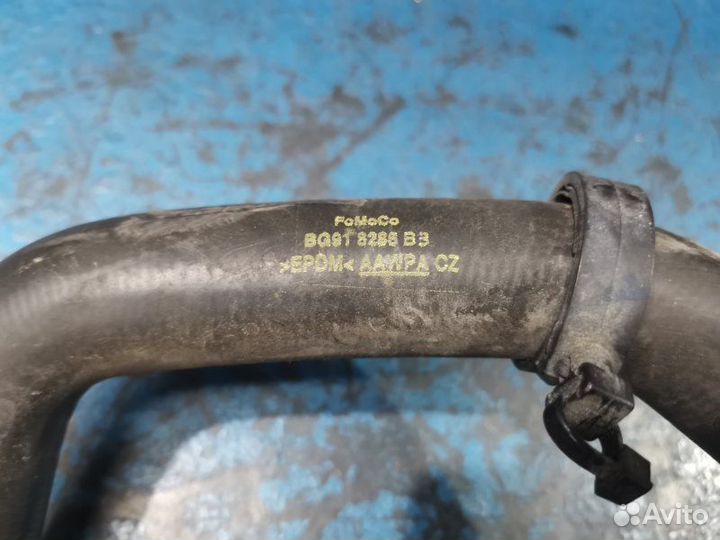 Патрубок охлаждения нижний Volvo S60 2 Поколение