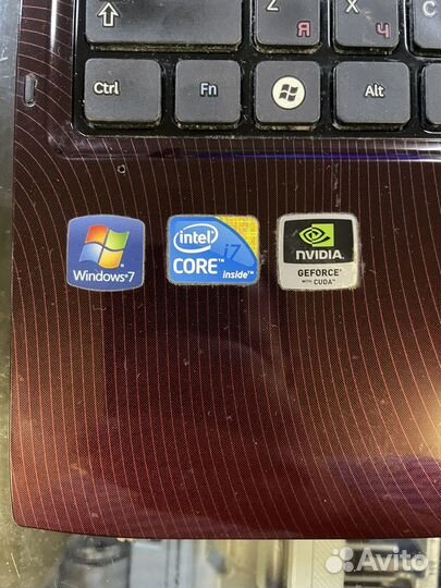 Ноутбук Samsung Core i7/6GB/GT330M 1GB/SSD