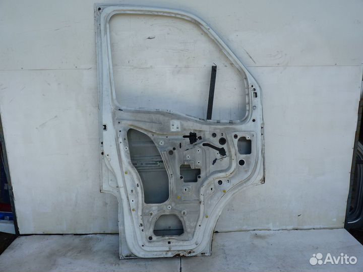Дверь передняя Лев. Опель Мовано 2004г 2.2л 110кВт