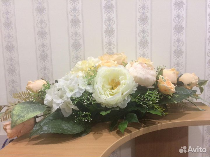 Свадебные цветы на машину