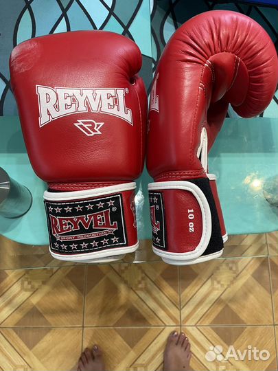 Боксерские перчатки 10 oz