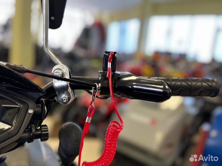 Снегоход motax snowfox 200 CC