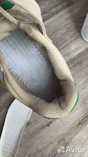 Кроссовки детские