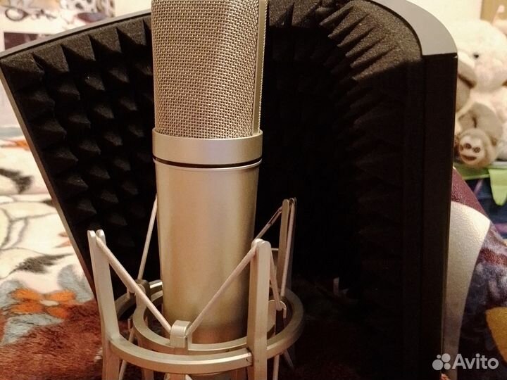 Студийный микрофон neumann u 87 клон