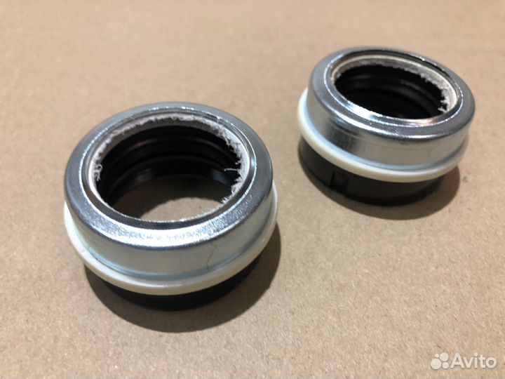 Гайки сальники передней вилки ява чезет