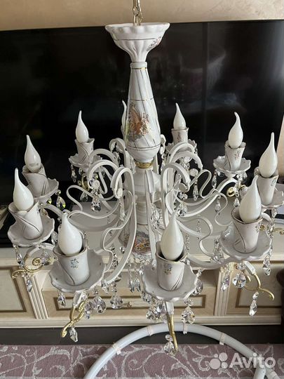 Шикарная фарфоровая люстра