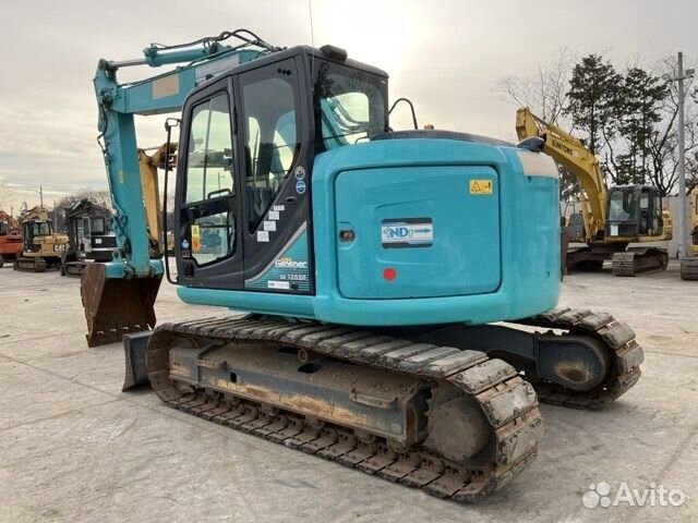 Гусеничный экскаватор Kobelco SK135SR, 2015