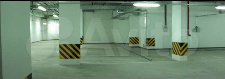 Машиноместо, 12 м²