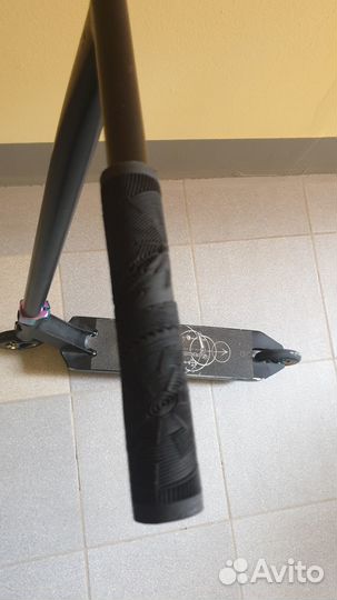 Продам трюковой самокат