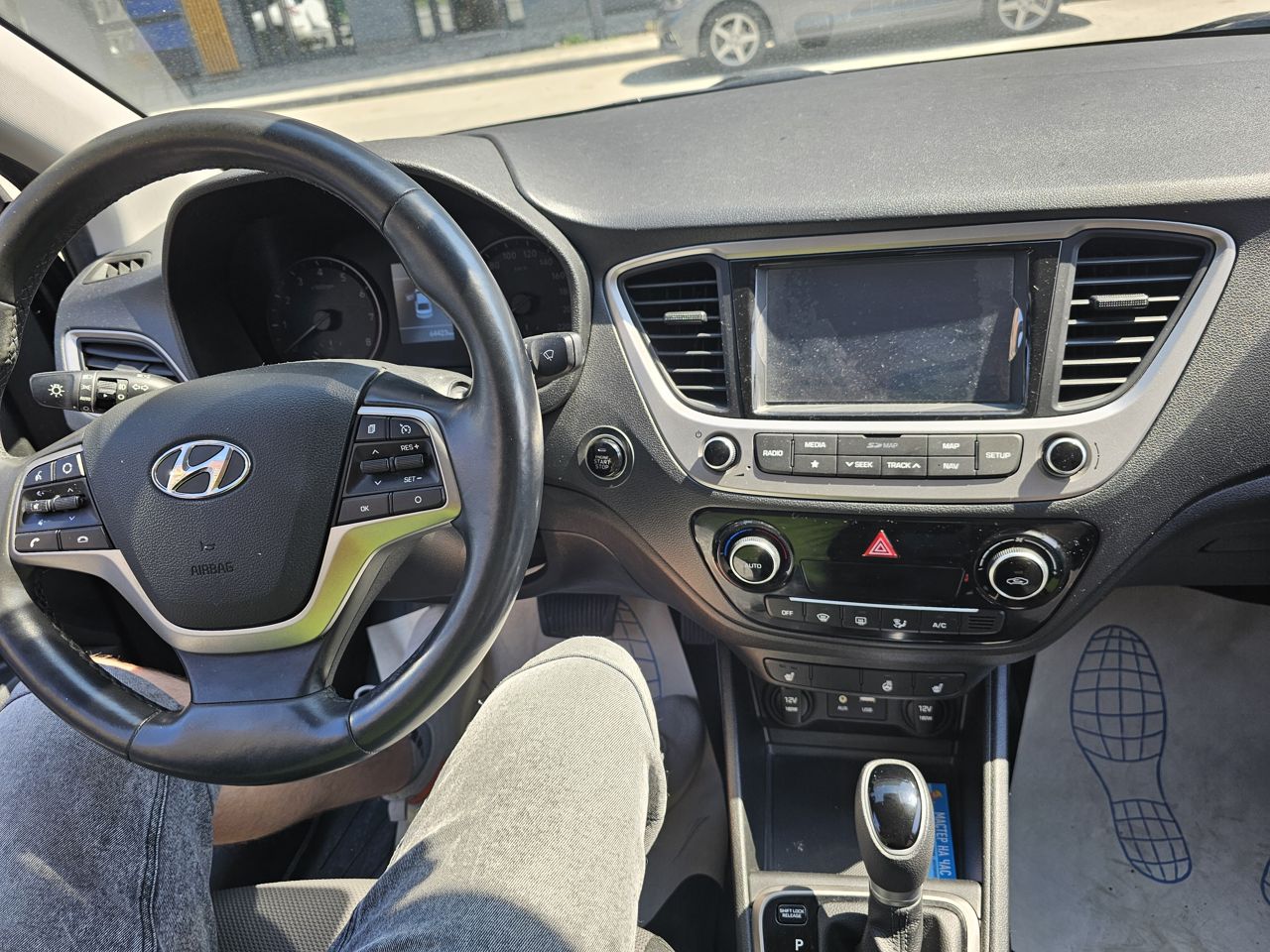 Hyundai Solaris: фото владельца
