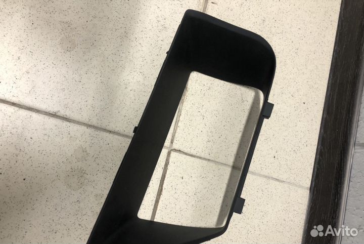 Рамка дисплея Lexus RX 3 2009-2015