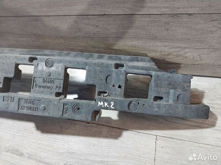 Абсорбер переднего бампера Mitsubishi Carisma рест