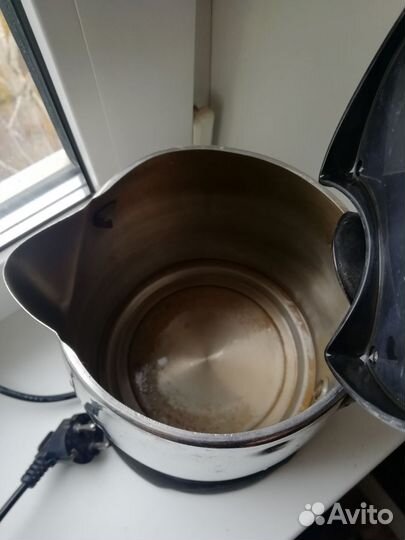 Чайник электрический бу