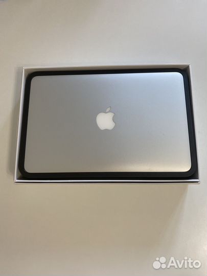 Apple MacBook air 11 2014