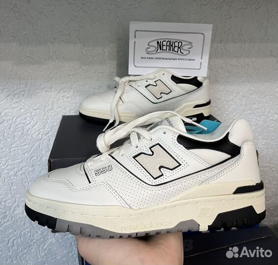 New balance 550 Cream Black