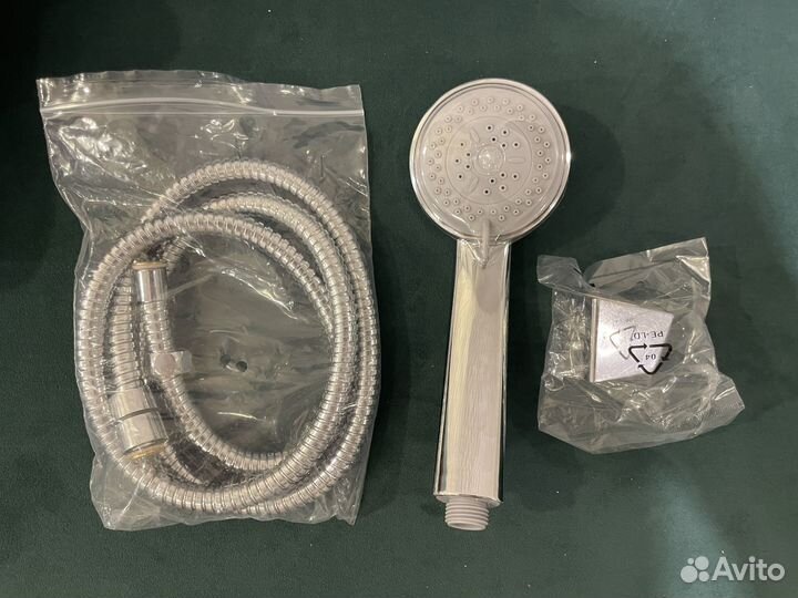 Душевая лейка со шлангом