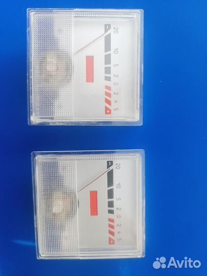 Стрелочные индикаторы 2 шт