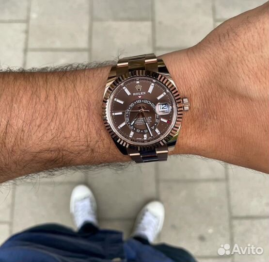 Часы Rolex Sky-Dweller 42 mm