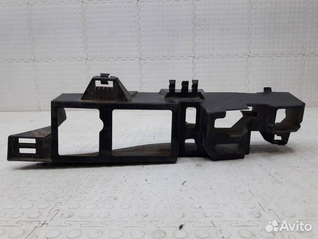 Усилитель бампера задний правый Renault Sandero 2