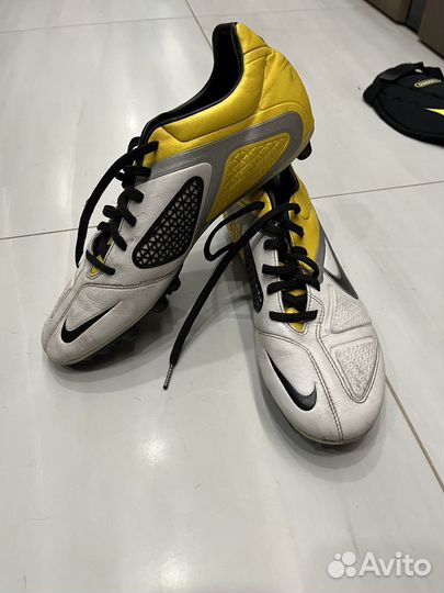 Футзалки nike