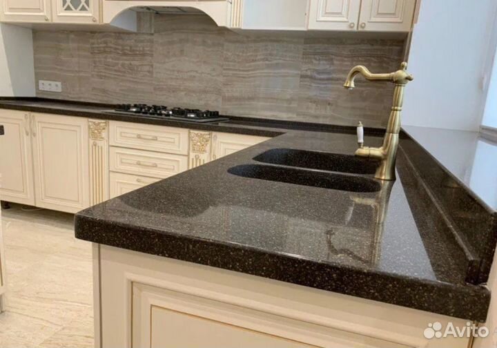 Столешница из акрилового камня